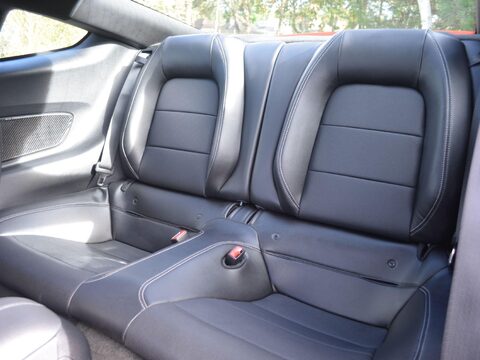 Ford Mustang 5.0 V8 GT Fastback Euro 6 2dr 8