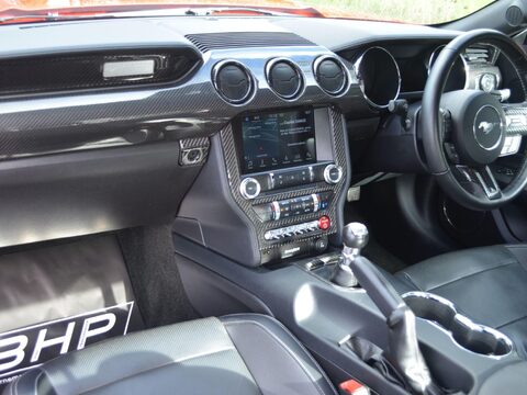 Ford Mustang 5.0 V8 GT Fastback Euro 6 2dr 3