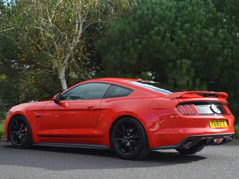 Ford Mustang 5.0 V8 GT Fastback Euro 6 2dr 2