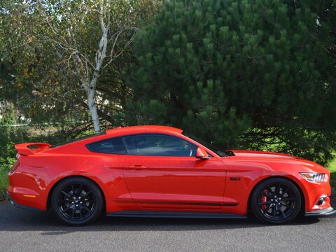 Ford Mustang 5.0 V8 GT Fastback Euro 6 2dr 6