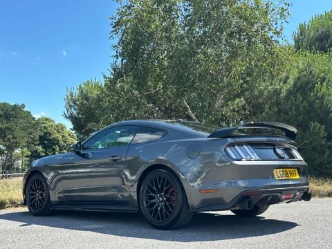Ford Mustang 5.0 V8 GT Fastback SelShift Euro 6 2dr 2