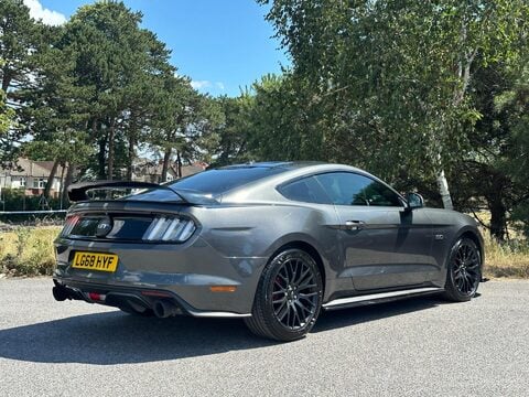 Ford Mustang 5.0 V8 GT Fastback SelShift Euro 6 2dr 32