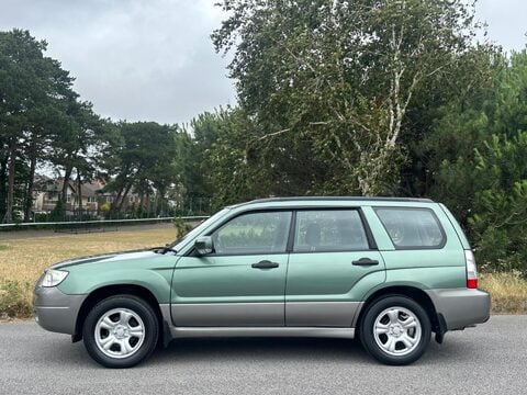 Subaru Forester 2.0 X 5dr 8