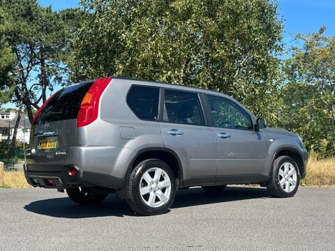 Nissan X-Trail 2.0 dCi Aventura Explorer Auto 4WD Euro 4 5dr 2