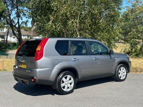Nissan X-Trail 2.0 dCi Aventura Explorer Auto 4WD Euro 4 5dr 24