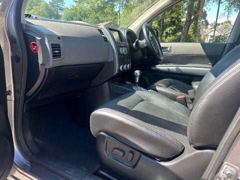 Nissan X-Trail 2.0 dCi Aventura Explorer Auto 4WD Euro 4 5dr 18