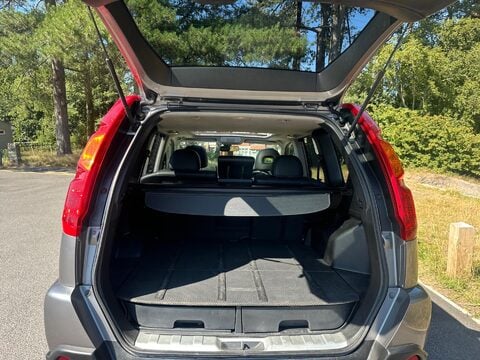 Nissan X-Trail 2.0 dCi Aventura Explorer Auto 4WD Euro 4 5dr 10