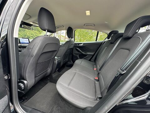 Ford Focus 1.5 EcoBlue Titanium Auto Euro 6 (s/s) 5dr 8
