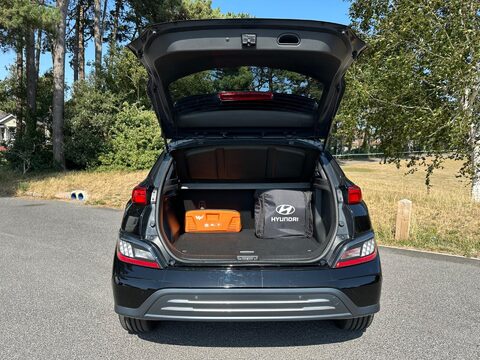 Hyundai KONA 64kWh Premium Auto 5dr (10.5kW Charger) 13
