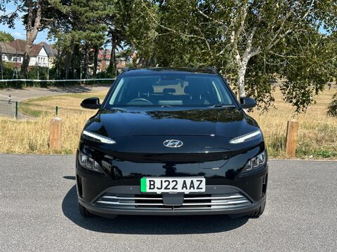 Hyundai KONA 64kWh Premium Auto 5dr (10.5kW Charger) 25