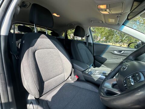 Hyundai KONA 64kWh Premium Auto 5dr (10.5kW Charger) 22