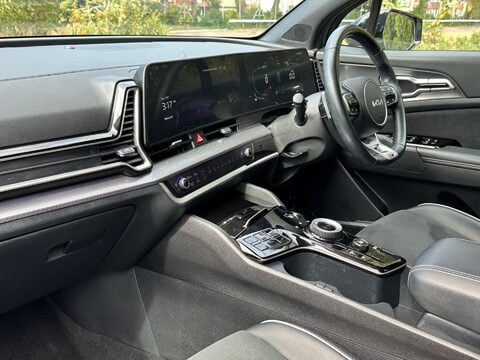 Kia Sportage 1.6 h T-GDi GT-Line Auto Euro 6 (s/s) 5dr 31