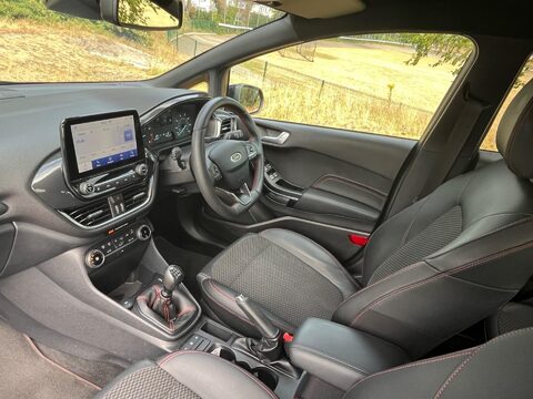Ford Fiesta 1.0T EcoBoost MHEV ST-Line X Edition Euro 6 (s/s) 5dr 4