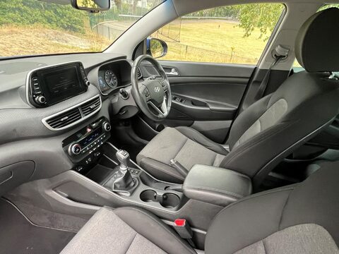 Hyundai TUCSON 1.6 GDi SE Nav Euro 6 (s/s) 5dr 23