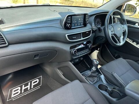 Hyundai TUCSON 1.6 GDi S Connect Euro 6 (s/s) 5dr 27