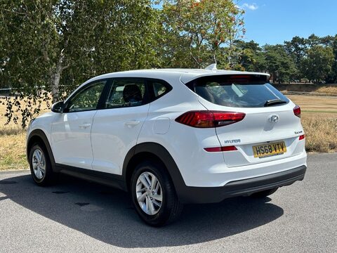 Hyundai TUCSON 1.6 GDi S Connect Euro 6 (s/s) 5dr 28