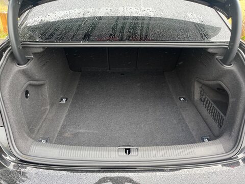 Audi A4 2.0 TDI 30 Vorsprung S Tronic Euro 6 (s/s) 4dr 37