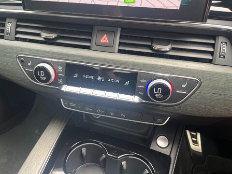 Audi A4 2.0 TDI 30 Vorsprung S Tronic Euro 6 (s/s) 4dr 26