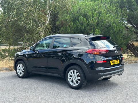 Hyundai TUCSON 1.6 CRDi MHEV SE Nav Euro 6 (s/s) 5dr 27