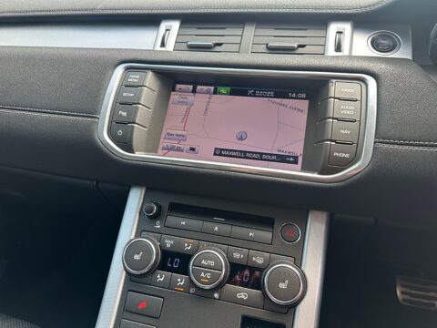 Land Rover Range Rover Evoque 2.2 SD4 Dynamic Auto 4WD Euro 5 (s/s) 5dr 9