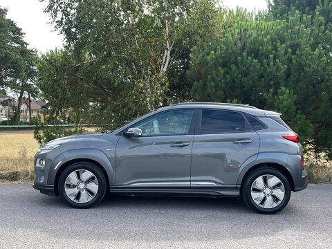 Hyundai KONA 64kWh Premium SE Auto 5dr (7kW Charger) 7