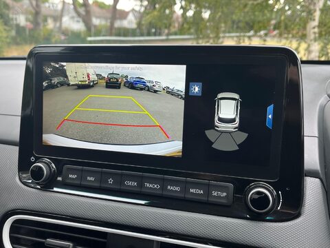 Hyundai KONA 1.6 h-GDi Premium DCT Euro 6 (s/s) 5dr 31