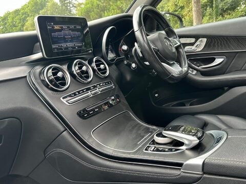 Mercedes-Benz GLC 2.1 GLC220d AMG Line (Premium) G-Tronic 4MATIC Euro 6 (s/s) 5dr 25