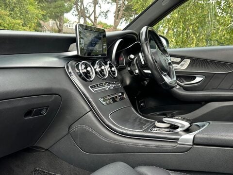 Mercedes-Benz GLC 2.1 GLC220d AMG Line (Premium) G-Tronic 4MATIC Euro 6 (s/s) 5dr 28