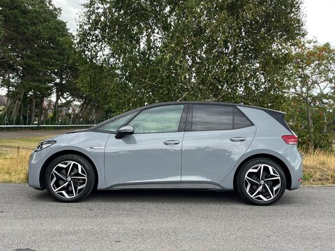 Volkswagen Id.3 Pro S 77kWh Tour Auto 5dr (4 Seat) 7