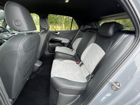 Volkswagen Id.3 Pro S 77kWh Tour Auto 5dr (4 Seat) 33