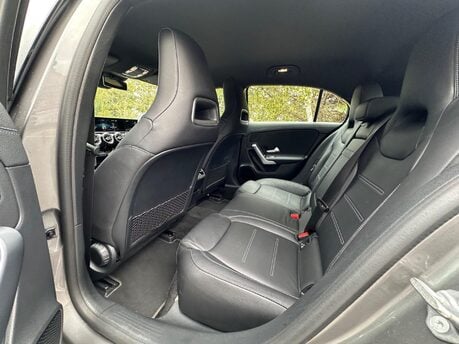 Mercedes-Benz A Class 2.0 A35 AMG (Premium) SpdS DCT 4MATIC Euro 6 (s/s) 5dr 