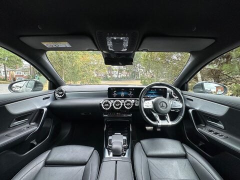 Mercedes-Benz A Class 2.0 A35 AMG (Premium) SpdS DCT 4MATIC Euro 6 (s/s) 5dr 3