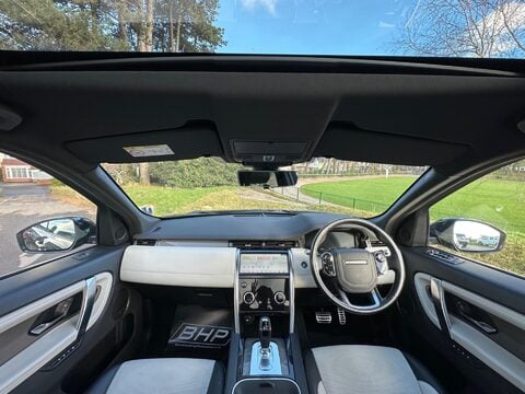 Land Rover Discovery Sport 2.0 D180 MHEV R-Dynamic HSE Auto 4WD Euro 6 (s/s) 5dr 3