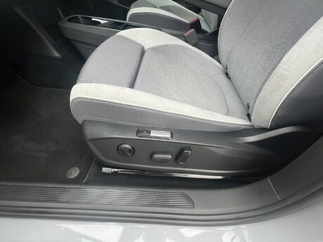 Volkswagen ID.3 Pro S 77kWh Tour Auto 5dr 