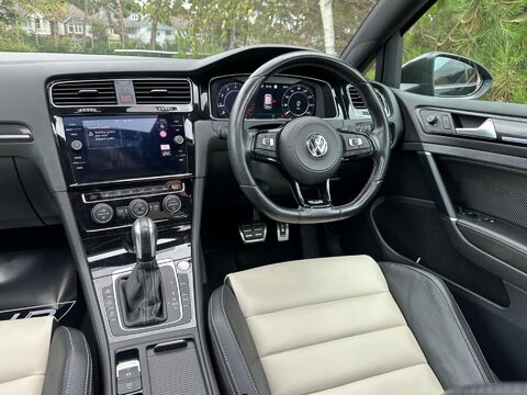 Volkswagen Golf 2.0 TSI R DSG 4Motion Euro 6 (s/s) 5dr 27