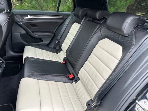 Volkswagen Golf 2.0 TSI R DSG 4Motion Euro 6 (s/s) 5dr 32