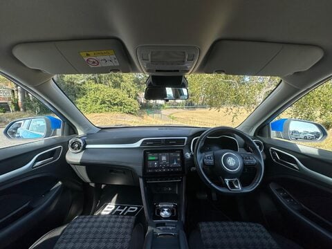 MG ZS 72.6kWh SE Long Range Auto 5dr 31