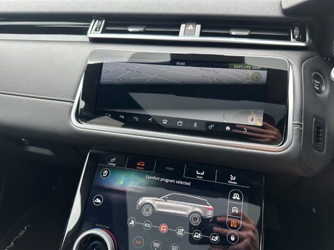 Land Rover Range Rover Velar 3.0 D300 R-Dynamic HSE Auto 4WD Euro 6 (s/s) 5dr 29