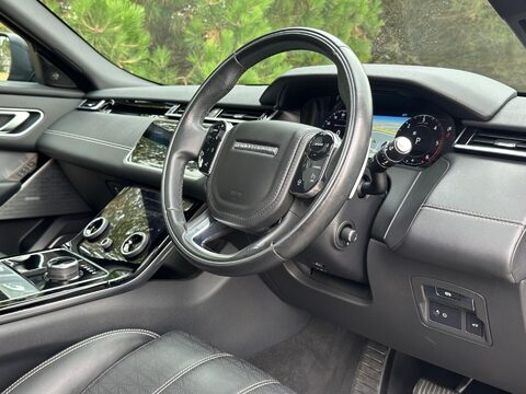 Land Rover Range Rover Velar 3.0 D300 R-Dynamic HSE Auto 4WD Euro 6 (s/s) 5dr 5