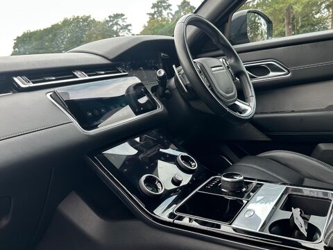 Land Rover Range Rover Velar 3.0 D300 R-Dynamic HSE Auto 4WD Euro 6 (s/s) 5dr 27