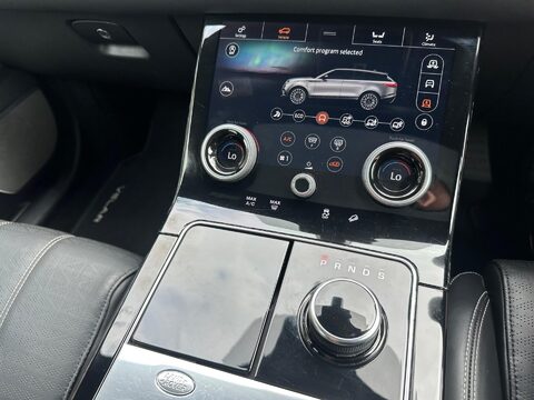 Land Rover Range Rover Velar 3.0 D300 R-Dynamic HSE Auto 4WD Euro 6 (s/s) 5dr 16