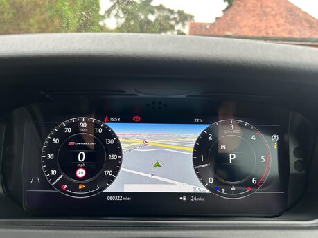 Land Rover Range Rover Velar 3.0 D300 R-Dynamic HSE Auto 4WD Euro 6 (s/s) 5dr 