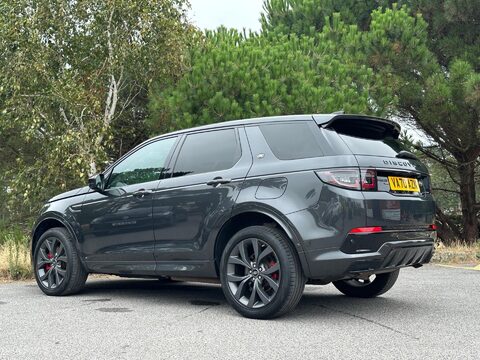 Land Rover Discovery Sport 1.5 P300e 12.2kWh R-Dynamic SE Auto 4WD Euro 6 (s/s) 5dr 2
