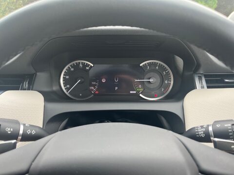 Land Rover Discovery Sport 1.5 P300e 12.2kWh Urban Edition Auto 4WD Euro 6 (s/s) 5dr 34
