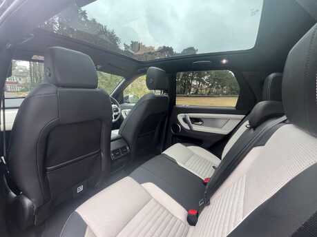 Land Rover Discovery Sport 1.5 P300e 12.2kWh Urban Edition Auto 4WD Euro 6 (s/s) 5dr 