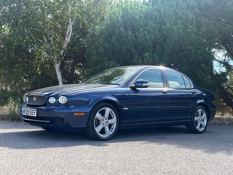 Jaguar X-Type 2.2D DPF SE 4dr 10