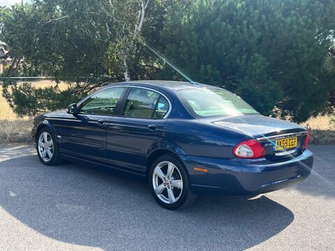 Jaguar X-Type 2.2D DPF SE 4dr 19