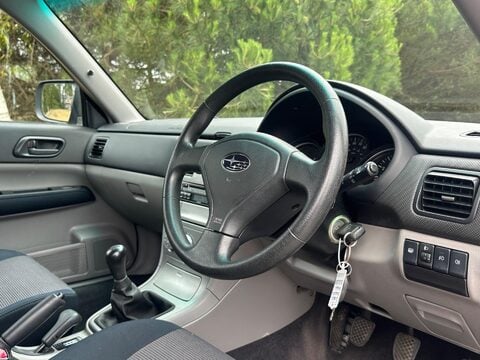 Subaru Forester 2.0 X 5dr 4