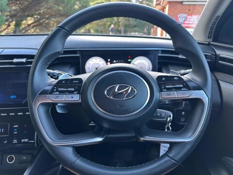 Hyundai TUCSON 1.6 h T-GDi SE Connect Auto Euro 6 (s/s) 5dr 16
