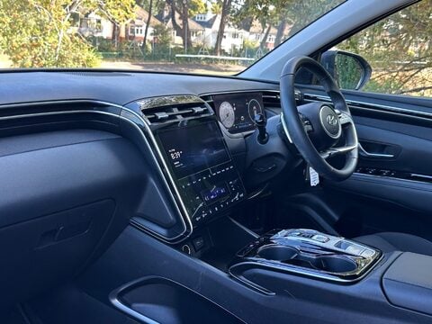 Hyundai TUCSON 1.6 h T-GDi SE Connect Auto Euro 6 (s/s) 5dr 23
